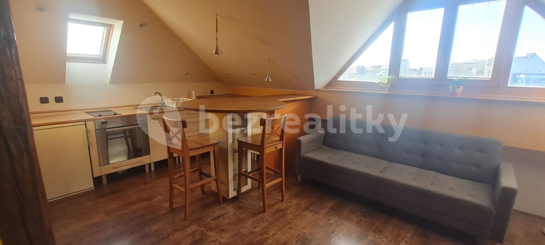 Pronájem bytu 1+kk 55 m², Kohoutova, Brno, Jihomoravský kraj Pronájem bytu 1+kk 55 m², Kohoutova, Brno, Jihomoravský kraj
