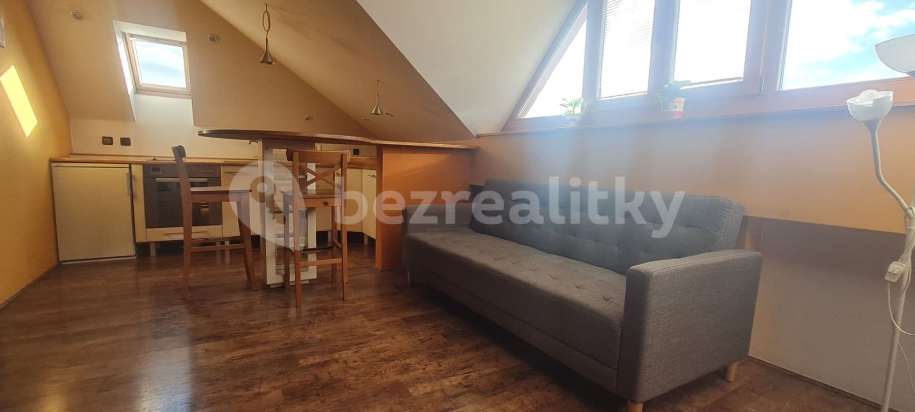 Pronájem bytu 1+kk 55 m², Kohoutova, Brno, Jihomoravský kraj Pronájem bytu 1+kk 55 m², Kohoutova, Brno, Jihomoravský kraj
