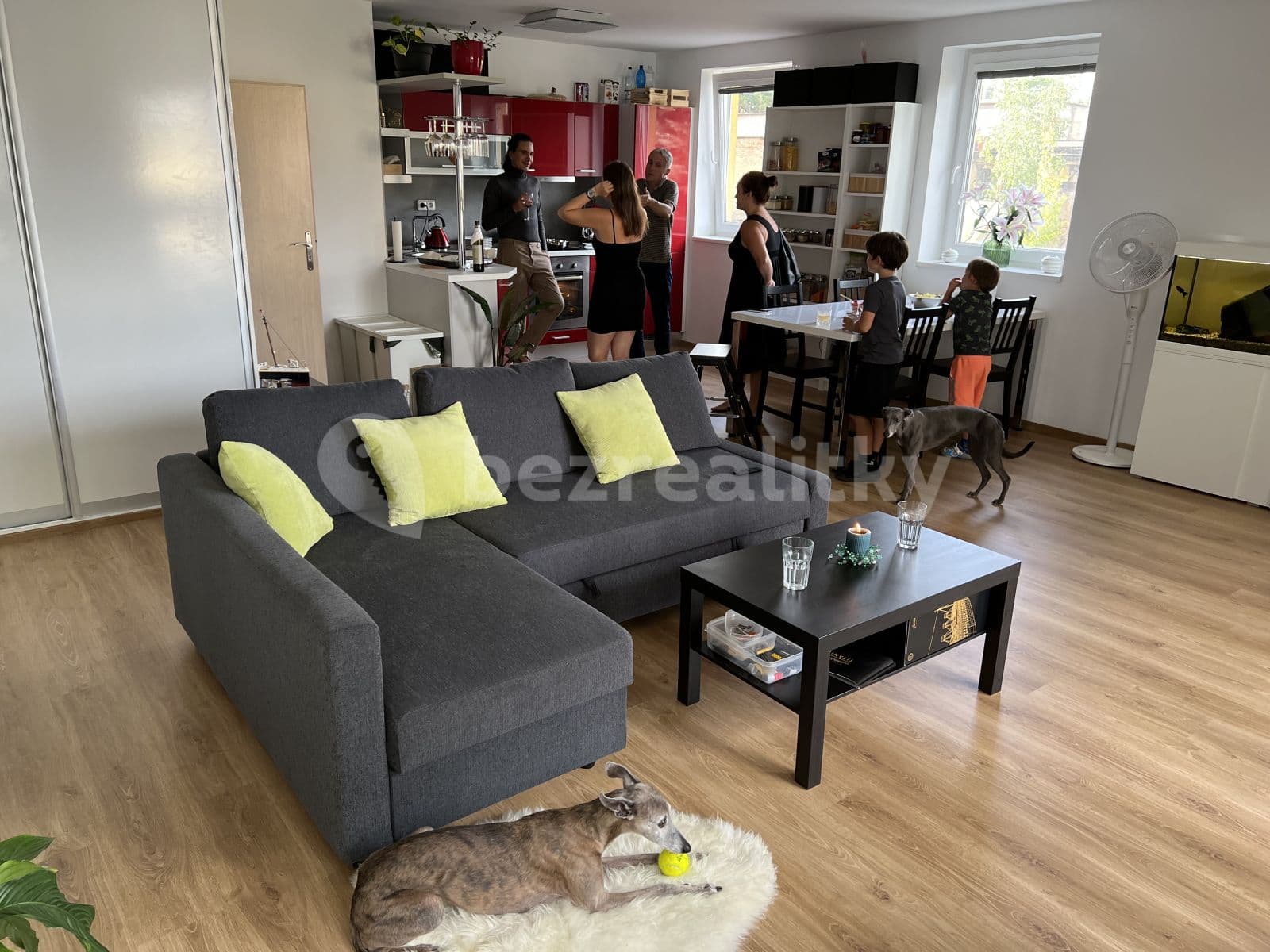 Pronájem bytu 1+kk 69 m², Na Harfě, Praha, Praha Pronájem bytu 1+kk 69 m², Na Harfě, Praha, Praha