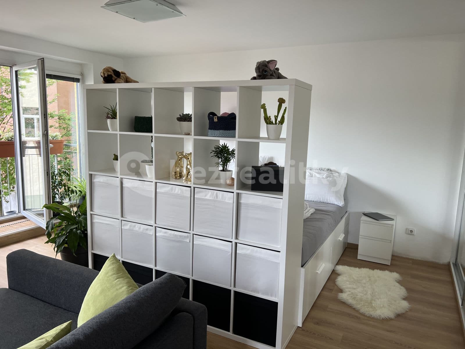 Pronájem bytu 1+kk 69 m², Na Harfě, Praha, Praha Pronájem bytu 1+kk 69 m², Na Harfě, Praha, Praha