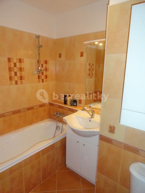 Pronájem bytu 2+kk 47 m², Poljanovova, Praha, Praha Pronájem bytu 2+kk 47 m², Poljanovova, Praha, Praha