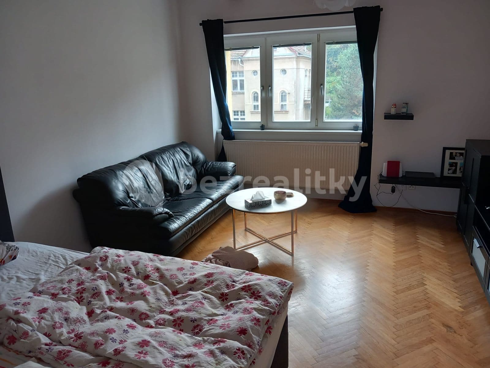Pronájem bytu 1+1 55 m², Nad Popelkou, Praha, Praha Pronájem bytu 1+1 55 m², Nad Popelkou, Praha, Praha