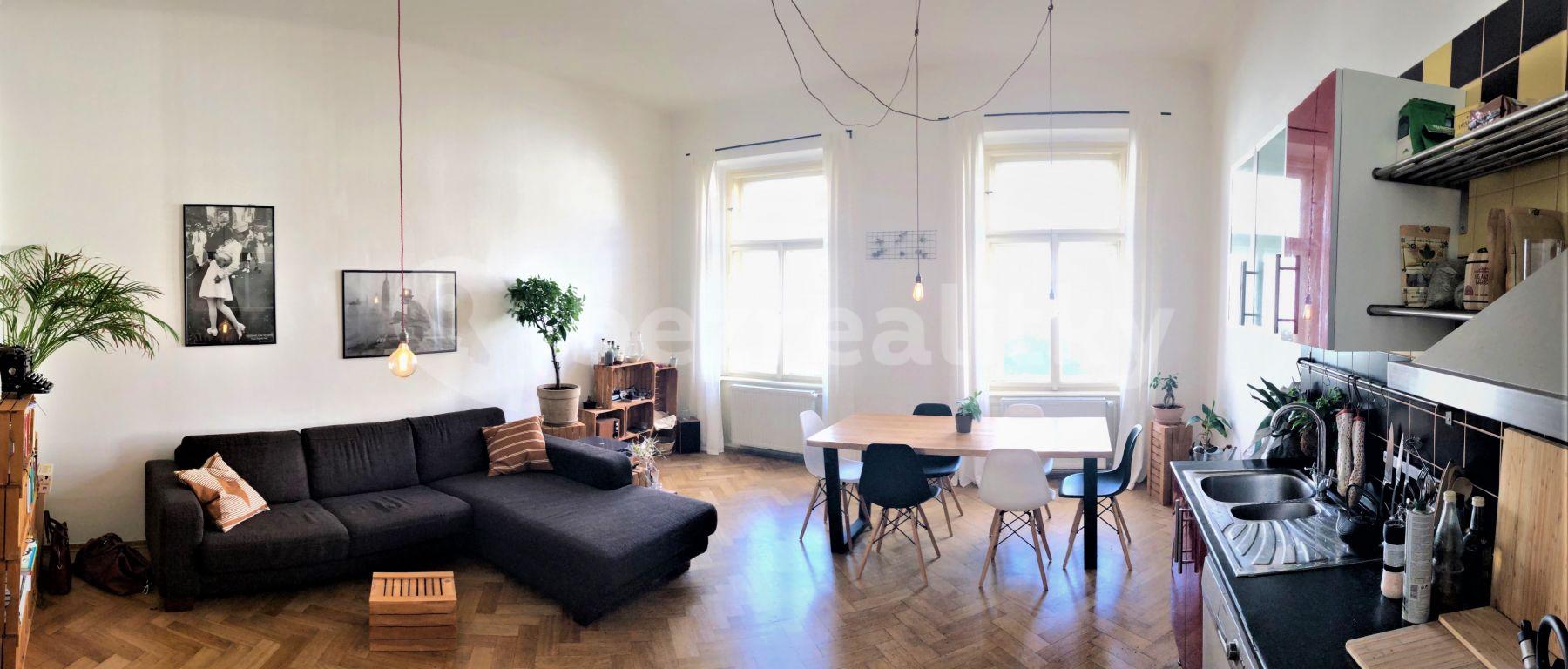 Pronájem bytu 2+kk 64 m², Pernerova, Praha, Praha