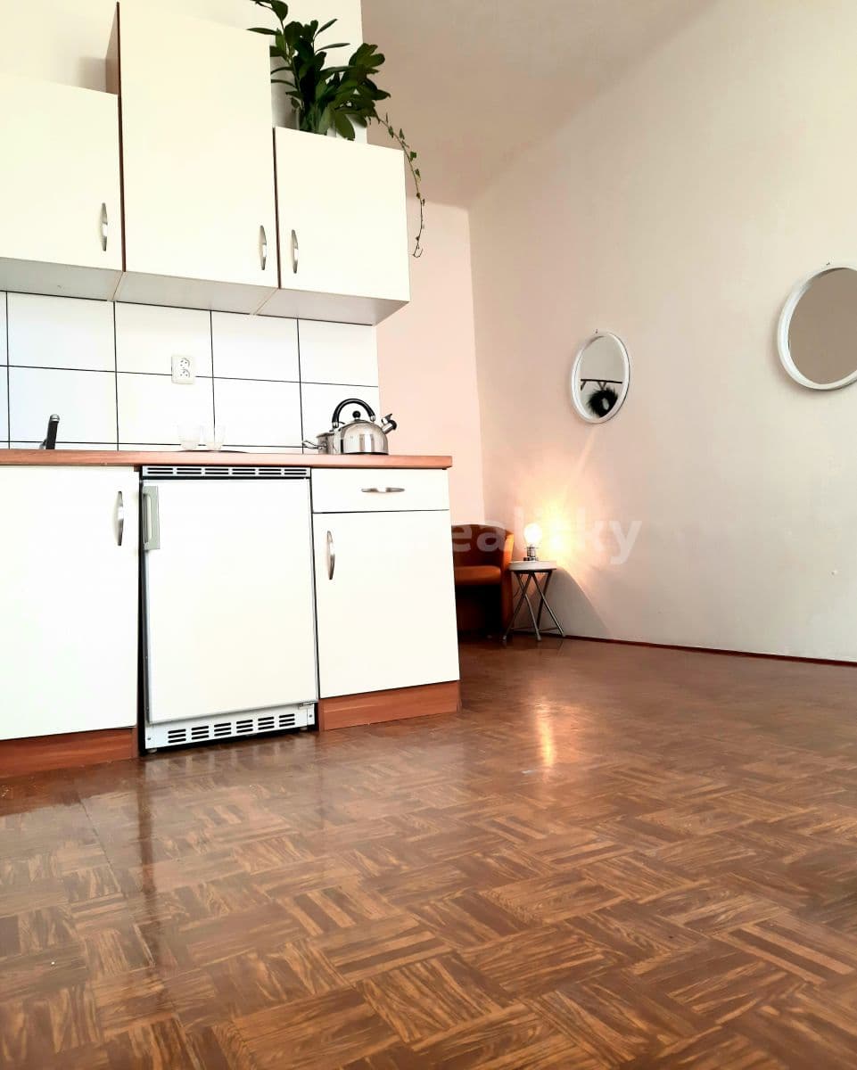 Pronájem bytu 1+kk 25 m², Krásova, Praha, Praha Pronájem bytu 1+kk 25 m², Krásova, Praha, Praha