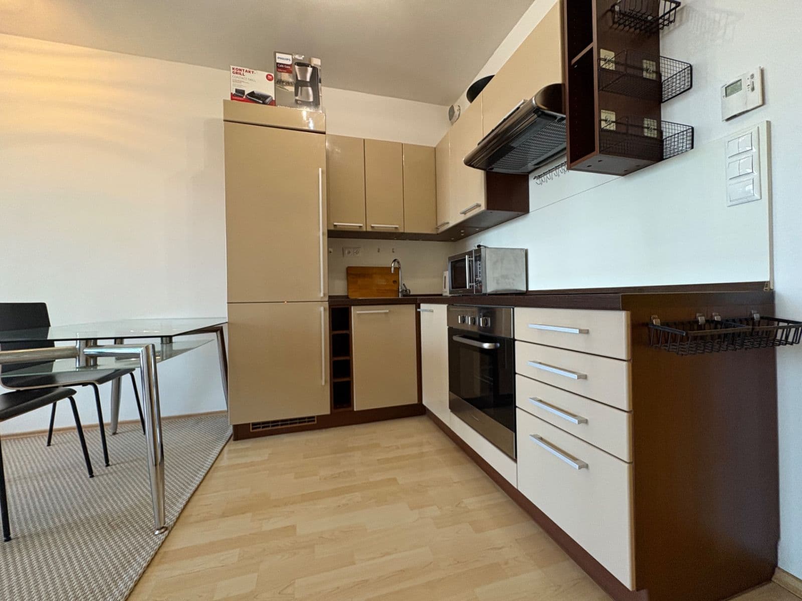 Pronájem bytu 1+kk 44 m², Athénská, Praha, Praha Pronájem bytu 1+kk 44 m², Athénská, Praha, Praha