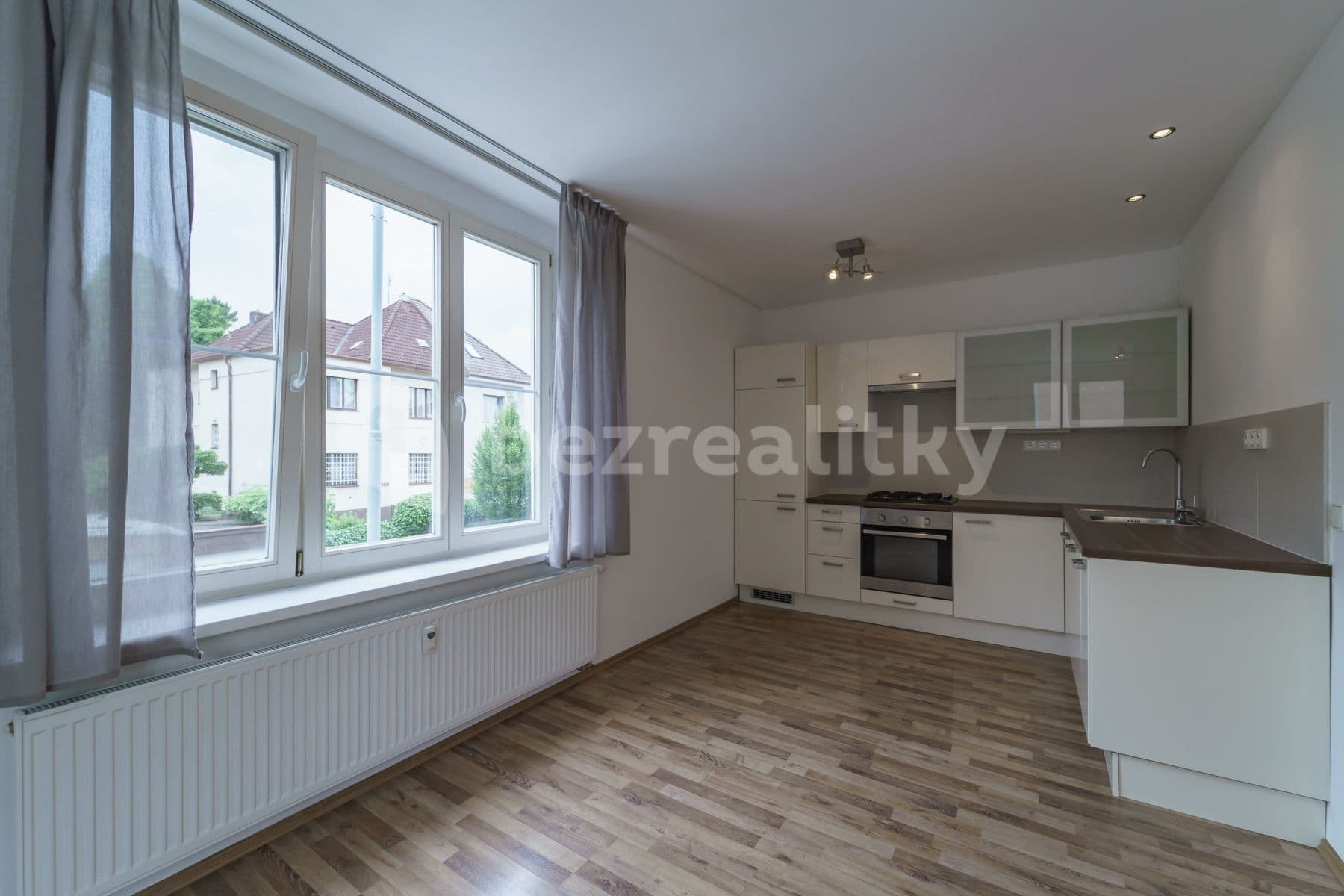 Pronájem bytu 2+kk 54 m², Hořanská, Praha, Praha Pronájem bytu 2+kk 54 m², Hořanská, Praha, Praha
