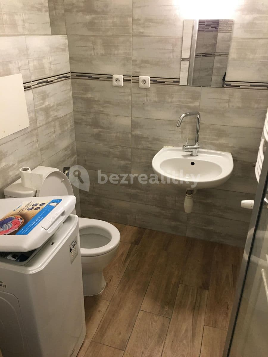 Pronájem bytu Garsoniéra 31 m², Zahradníčkova, Praha, Praha Pronájem bytu Garsoniéra 31 m², Zahradníčkova, Praha, Praha