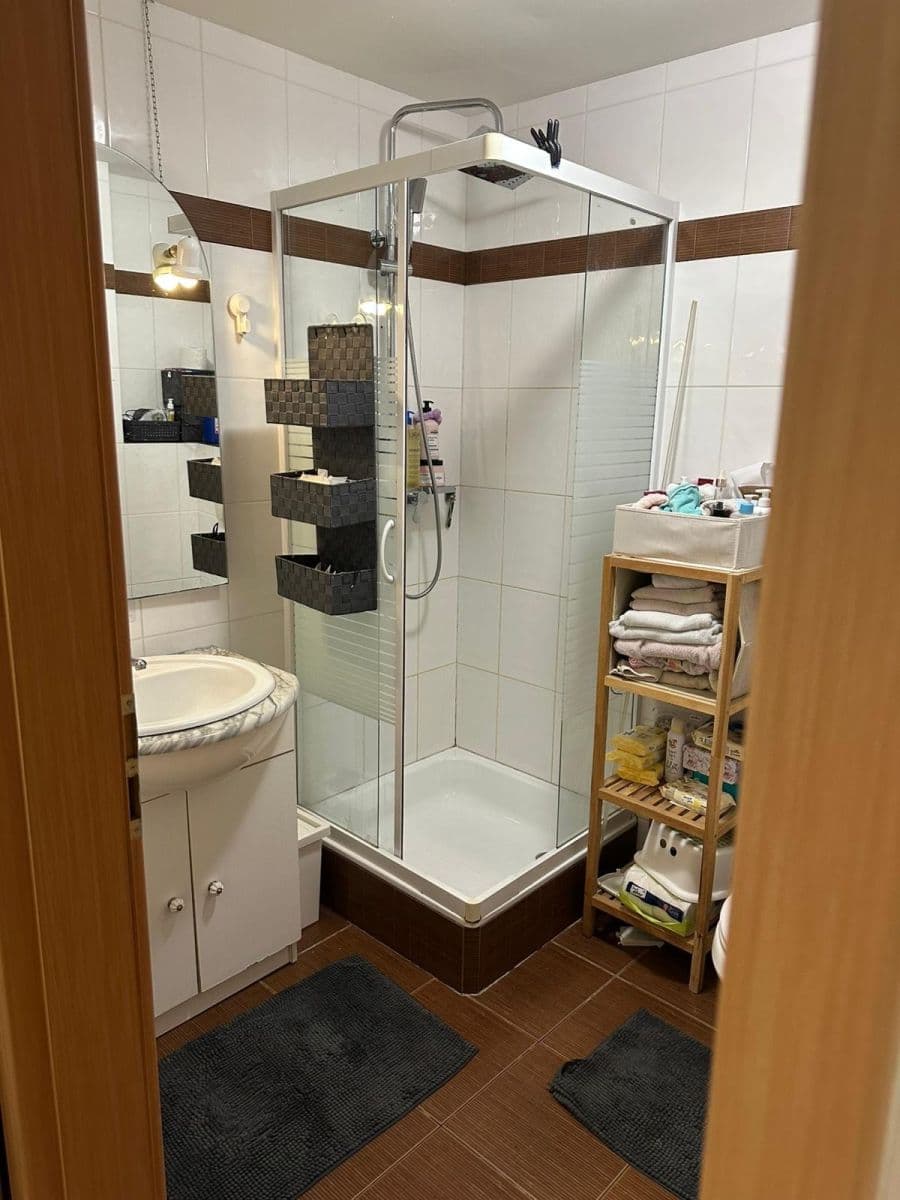 Pronájem bytu 2+kk 86 m², Pod Hloubětínskou Zastávkou, Praha, Praha Pronájem bytu 2+kk 86 m², Pod Hloubětínskou Zastávkou, Praha, Praha