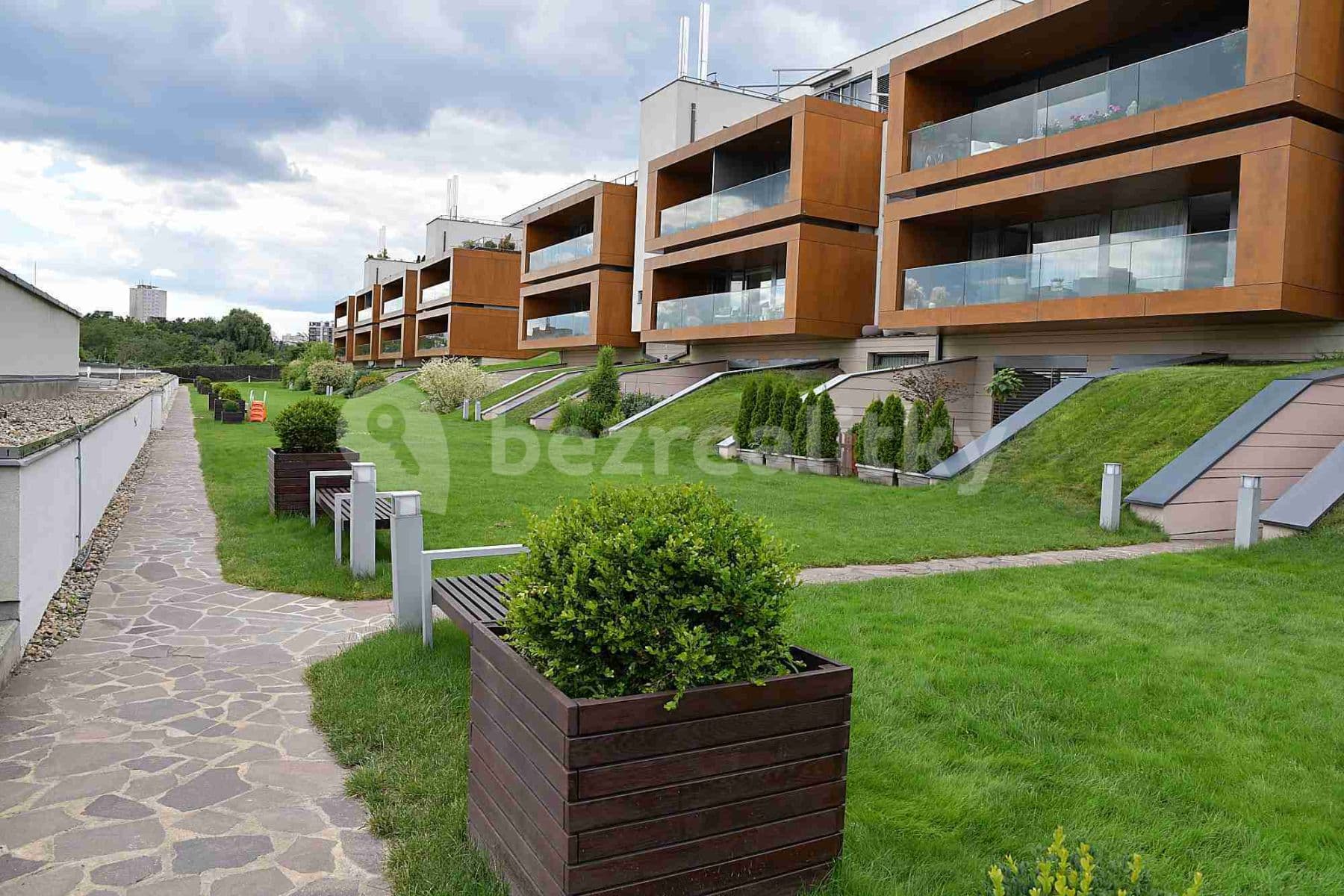 Pronájem bytu 1+kk 26 m², Mezitraťová, Praha, Praha Pronájem bytu 1+kk 26 m², Mezitraťová, Praha, Praha