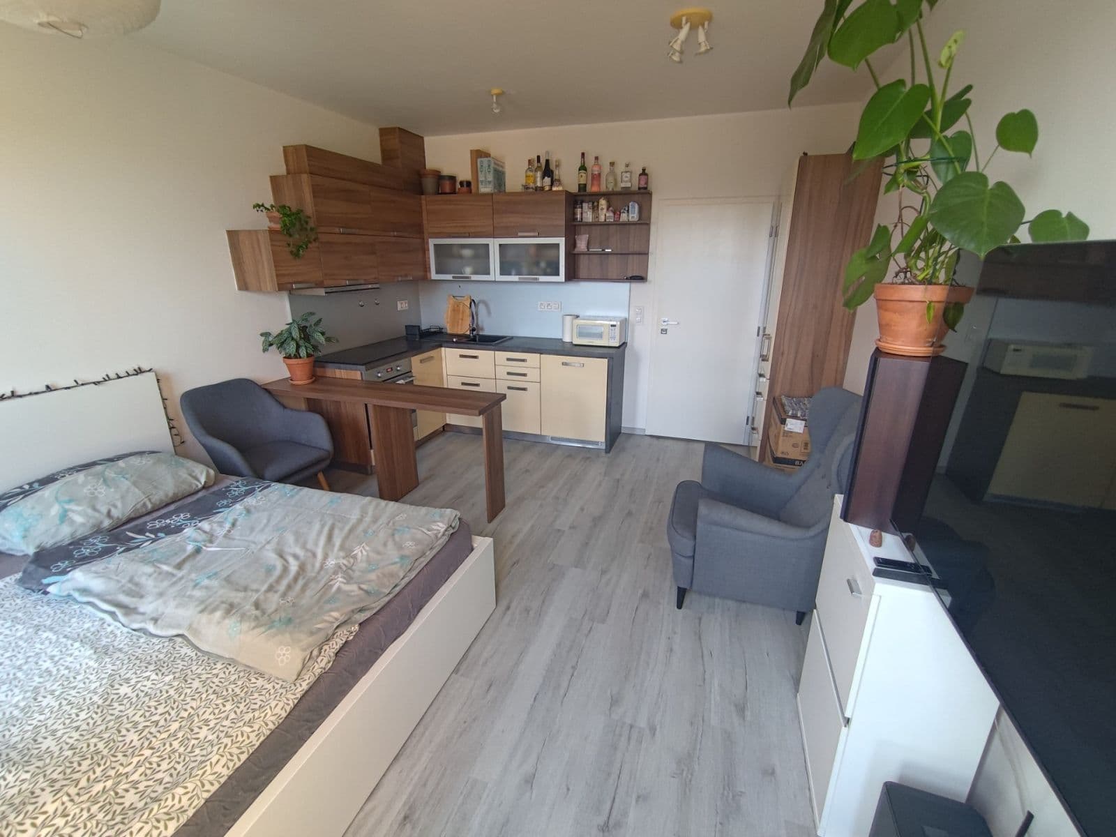 Pronájem bytu 1+kk 26 m², Mezitraťová, Praha, Praha Pronájem bytu 1+kk 26 m², Mezitraťová, Praha, Praha