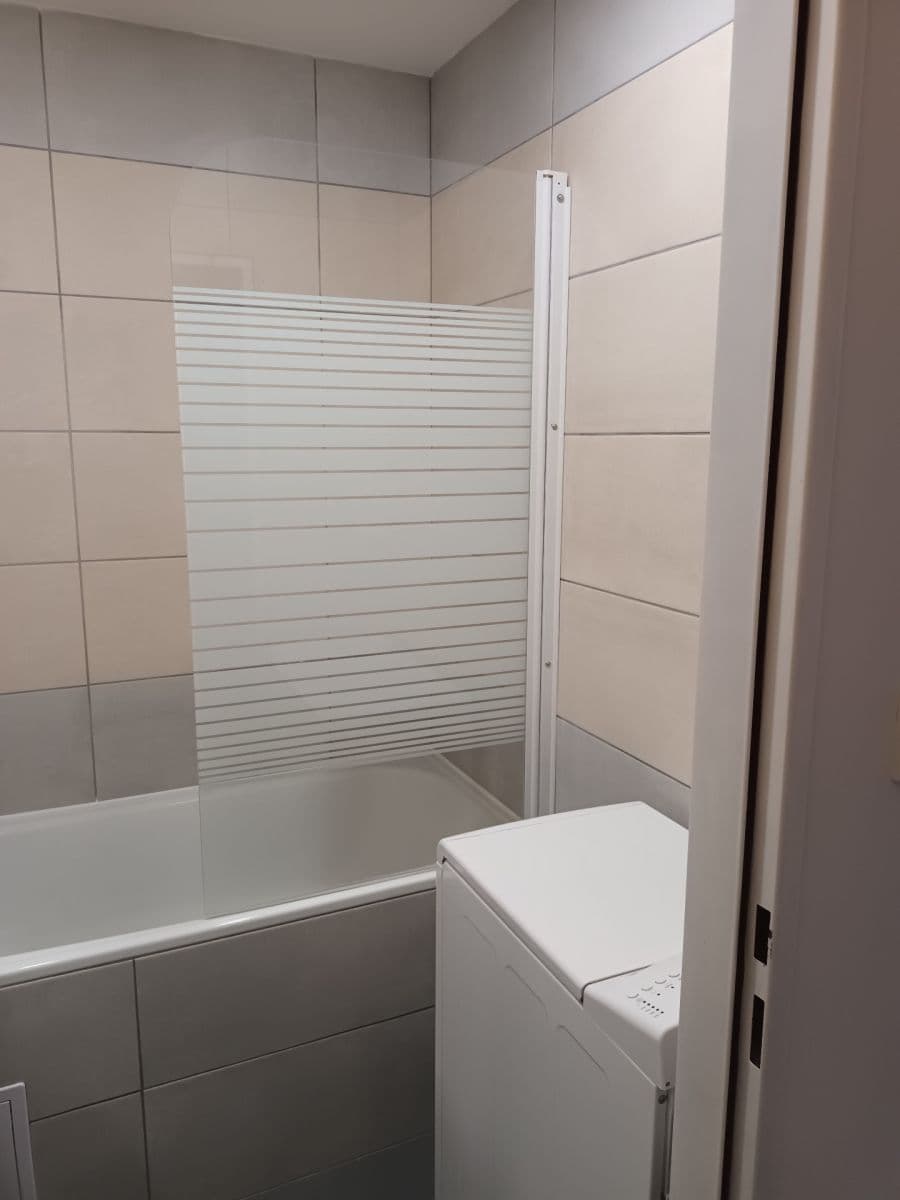Pronájem bytu 2+1 51 m², Hostýnská, Praha, Praha Pronájem bytu 2+1 51 m², Hostýnská, Praha, Praha