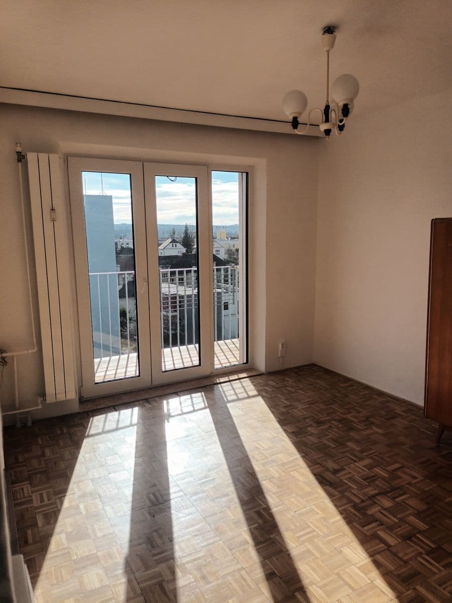 Pronájem bytu 2+1 51 m², Hostýnská, Praha, Praha Pronájem bytu 2+1 51 m², Hostýnská, Praha, Praha