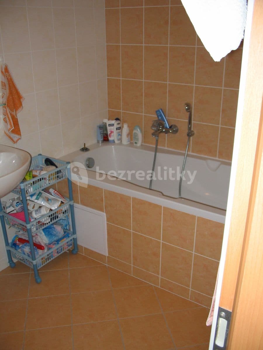 Pronájem bytu 1+kk 40 m², Jemnická, Praha, Praha Pronájem bytu 1+kk 40 m², Jemnická, Praha, Praha