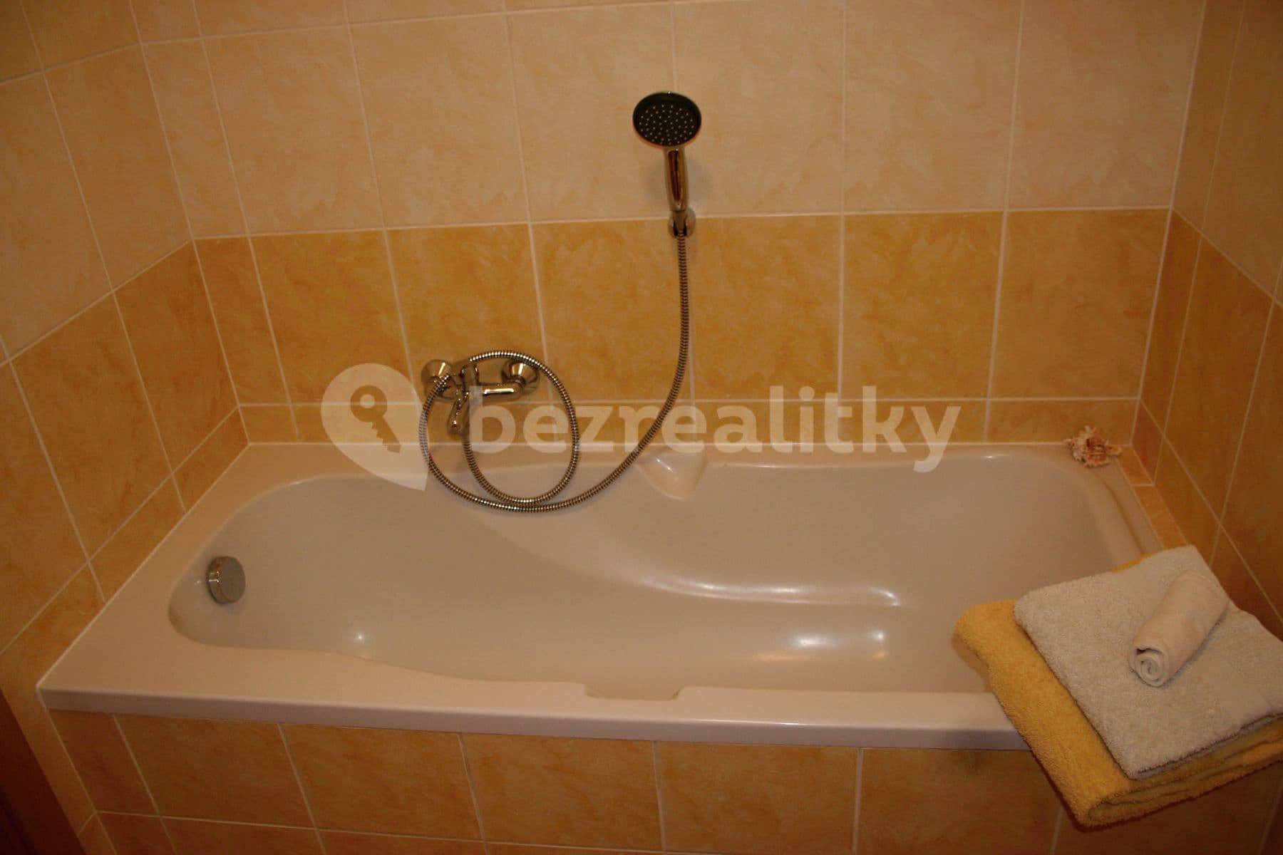 Pronájem bytu 1+kk 28 m², Jetelová, Praha, Praha Pronájem bytu 1+kk 28 m², Jetelová, Praha, Praha