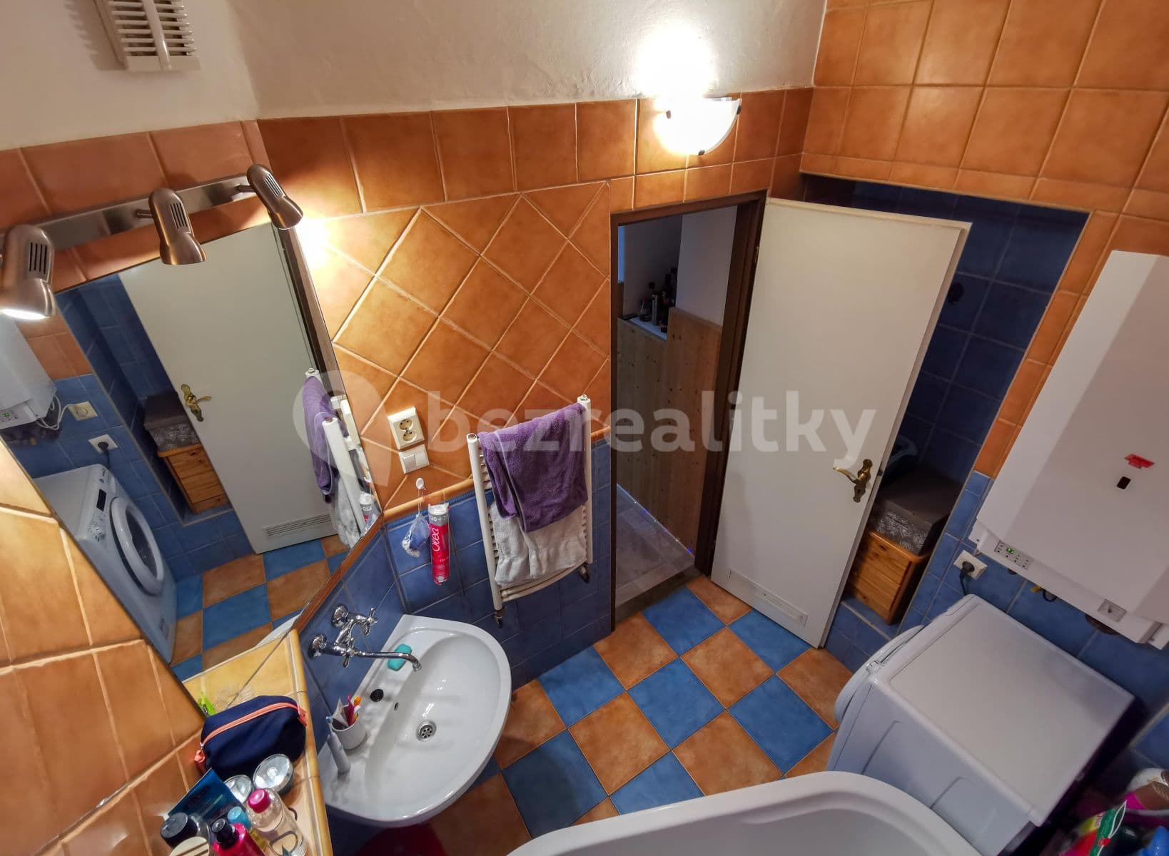 Pronájem bytu 2+1 55 m², Šaldova, Praha, Praha Pronájem bytu 2+1 55 m², Šaldova, Praha, Praha