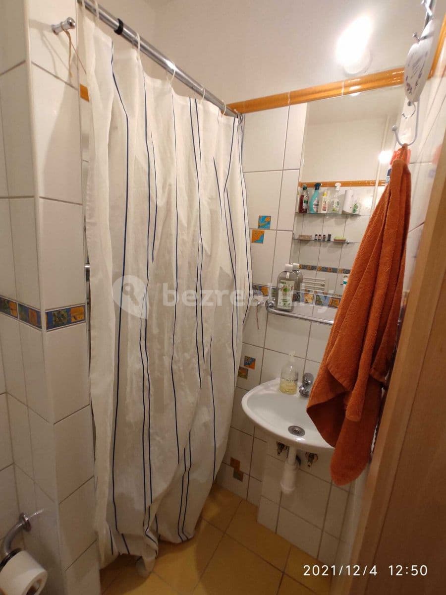 Pronájem bytu 1+1 32 m², Halasovo náměstí, Brno, Jihomoravský kraj Pronájem bytu 1+1 32 m², Halasovo náměstí, Brno, Jihomoravský kraj