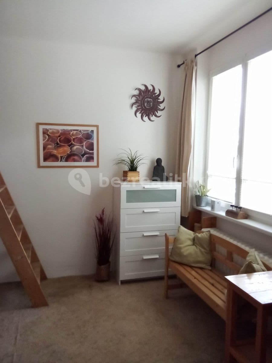 Pronájem bytu 2+kk 40 m², Jičínská, Praha, Praha Pronájem bytu 2+kk 40 m², Jičínská, Praha, Praha