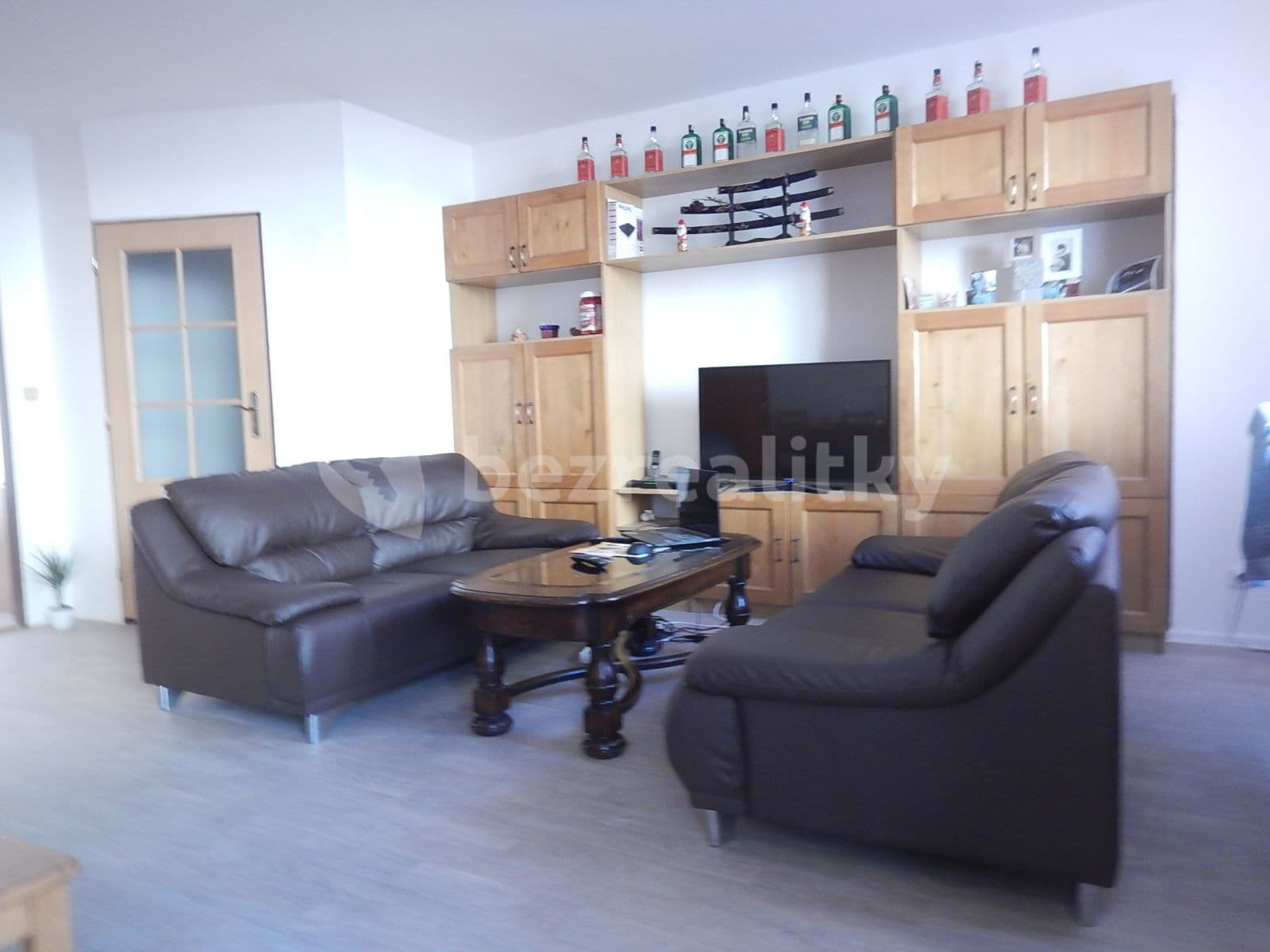 Pronájem bytu 2+1 57 m², 17. listopadu, Mladá Boleslav, Středočeský kraj Pronájem bytu 2+1 57 m², 17. listopadu, Mladá Boleslav, Středočeský kraj