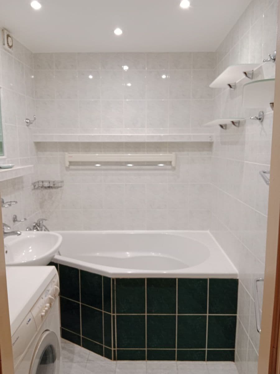 Pronájem bytu 2+kk 45 m², U Děkanky, Praha, Praha Pronájem bytu 2+kk 45 m², U Děkanky, Praha, Praha