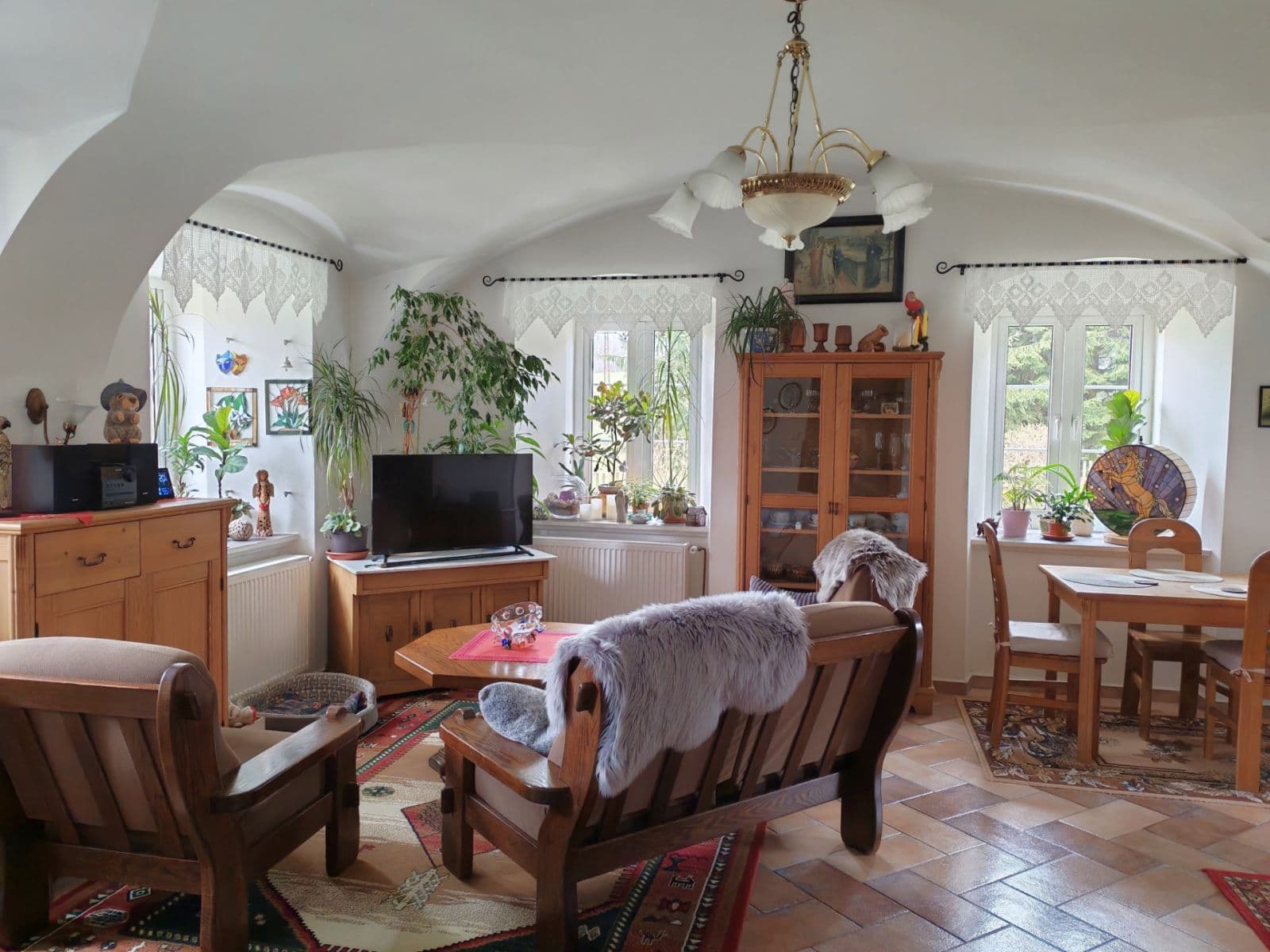 Prodej domu 300 m², pozemek 6.500 m², Horní Libchava, Liberecký kraj Prodej domu 300 m², pozemek 6.500 m², Horní Libchava, Liberecký kraj
