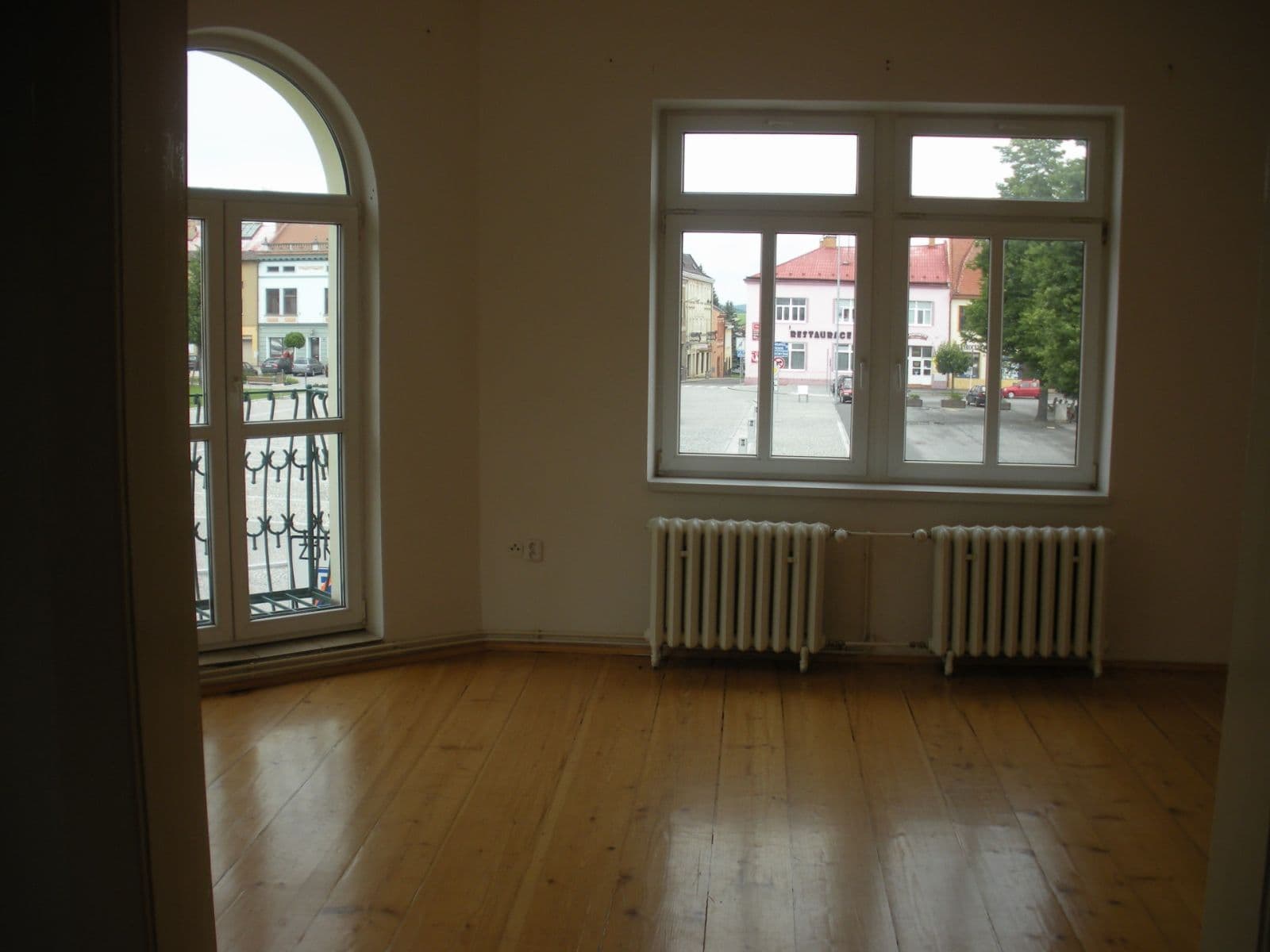 Pronájem bytu 1+1 60 m², Palackého náměstí, Jevíčko, Pardubický kraj Pronájem bytu 1+1 60 m², Palackého náměstí, Jevíčko, Pardubický kraj