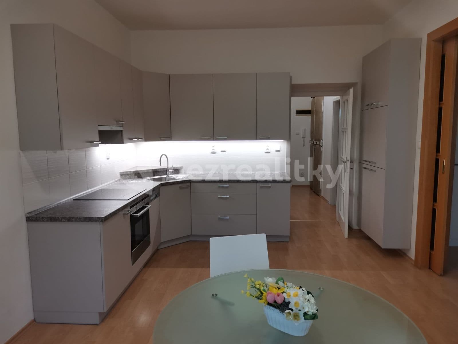 Pronájem bytu 2+1 63 m², Na Topolce, Praha, Praha Pronájem bytu 2+1 63 m², Na Topolce, Praha, Praha