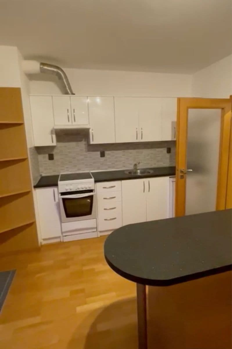 Pronájem bytu 1+kk 31 m², Drahobejlova, Praha, Praha Pronájem bytu 1+kk 31 m², Drahobejlova, Praha, Praha