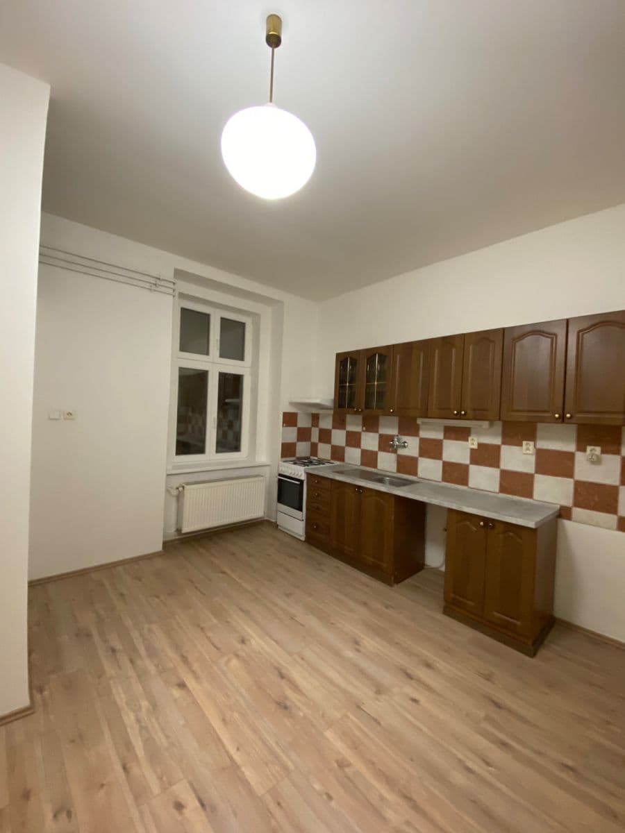 Pronájem bytu 1+1 48 m², Štefánikova, Praha, Praha Pronájem bytu 1+1 48 m², Štefánikova, Praha, Praha