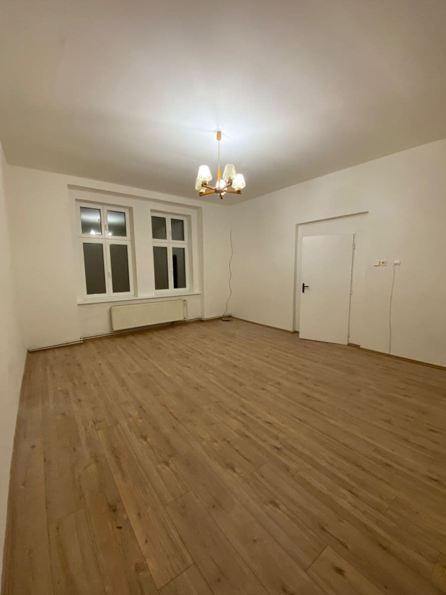 Pronájem bytu 1+1 48 m², Štefánikova, Praha, Praha Pronájem bytu 1+1 48 m², Štefánikova, Praha, Praha