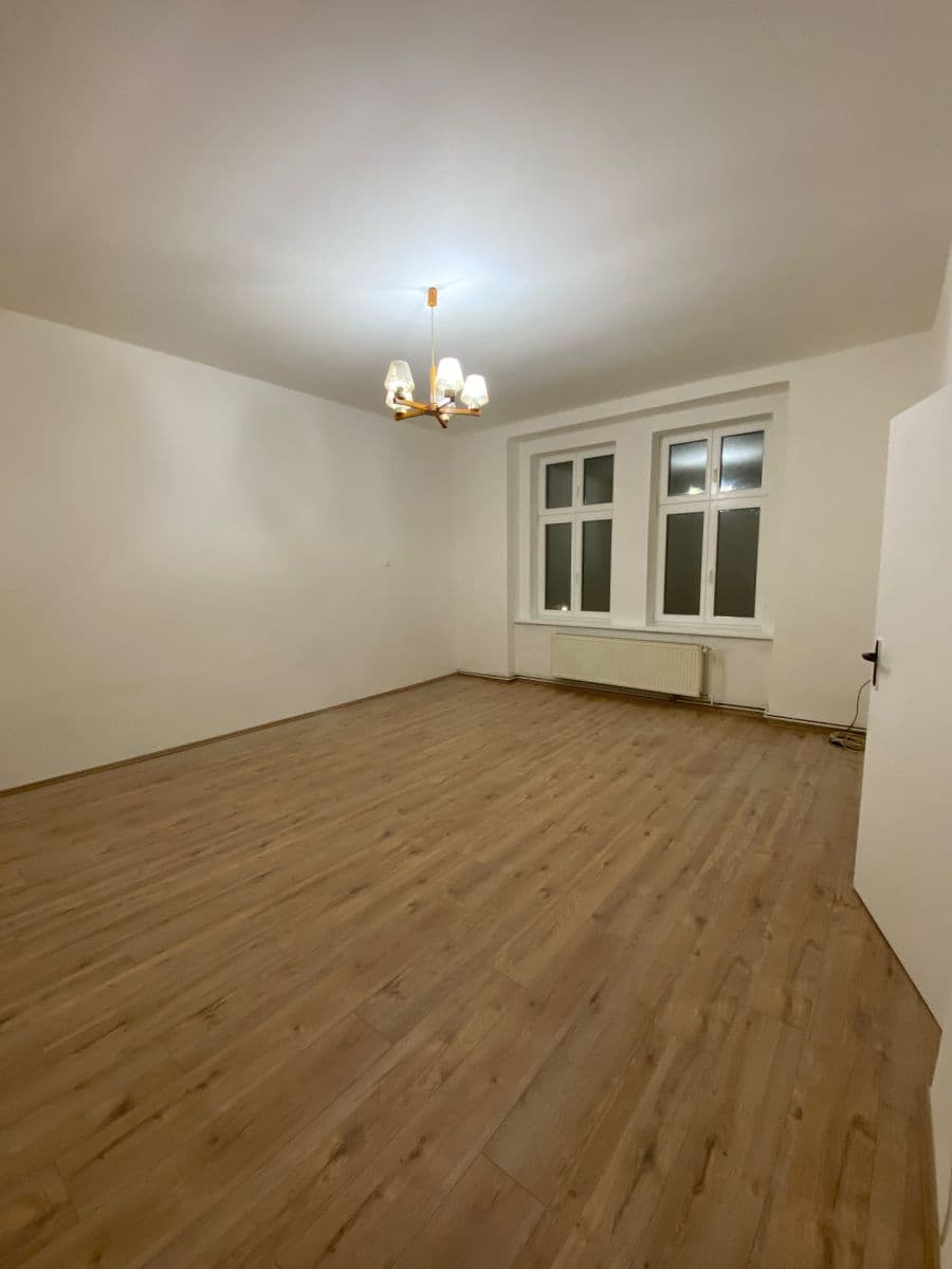 Pronájem bytu 1+1 48 m², Štefánikova, Praha, Praha Pronájem bytu 1+1 48 m², Štefánikova, Praha, Praha