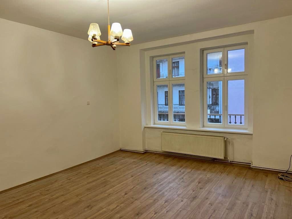 Pronájem bytu 1+1 48 m², Štefánikova, Praha, Praha Pronájem bytu 1+1 48 m², Štefánikova, Praha, Praha