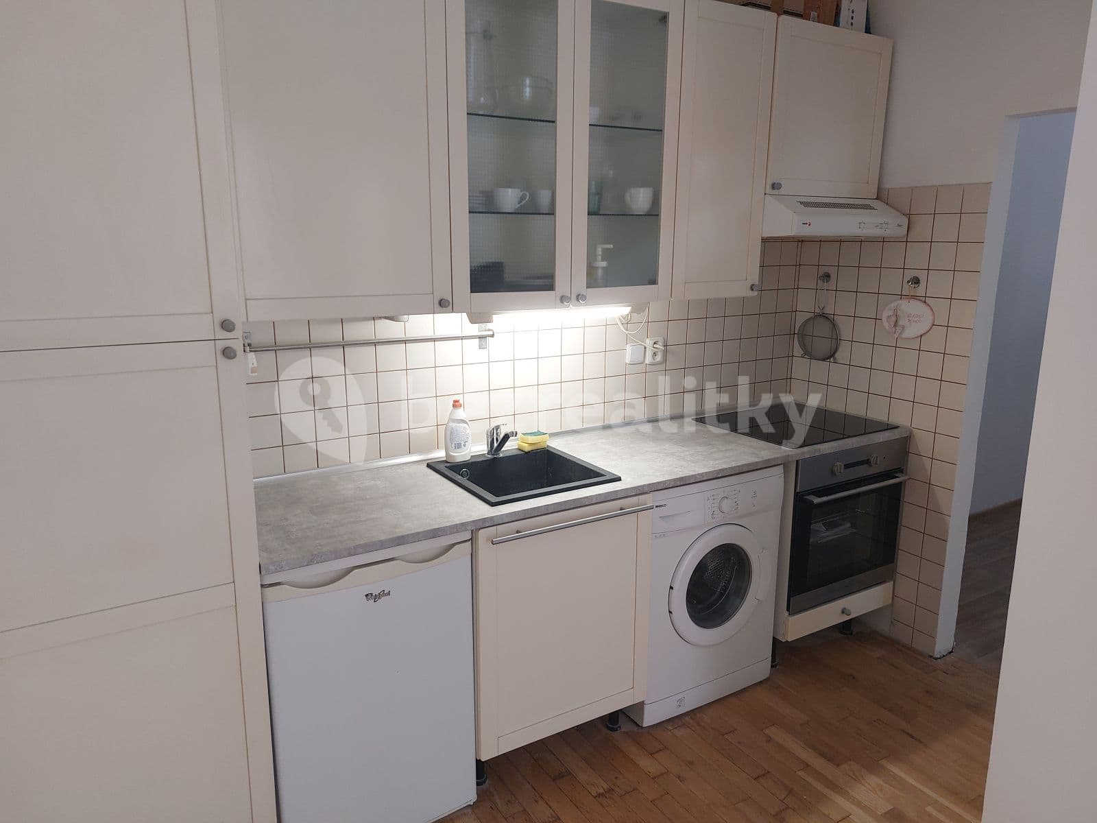 Pronájem bytu 1+1 34 m², Roháčova, Praha, Praha Pronájem bytu 1+1 34 m², Roháčova, Praha, Praha