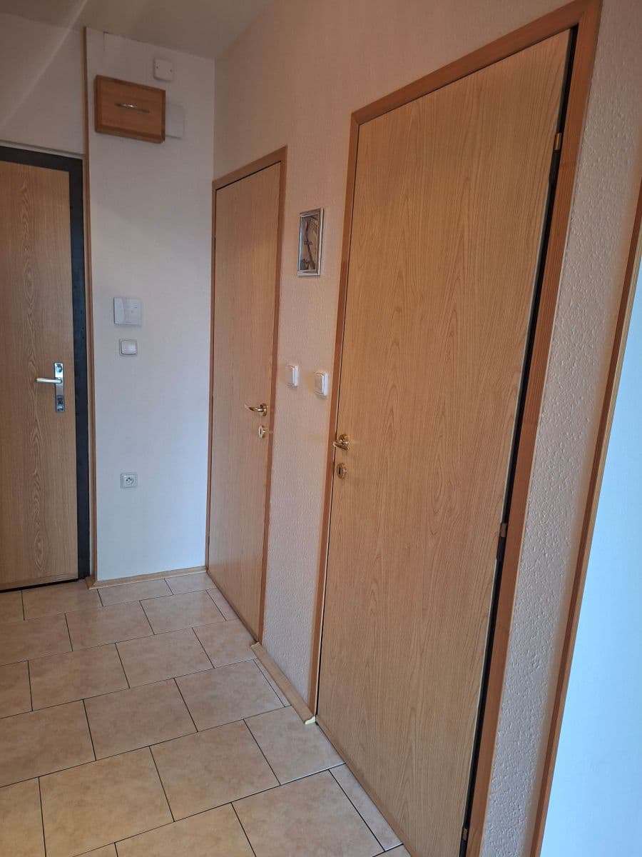 Pronájem bytu 2+kk 46 m², Donovalská, Praha, Praha Pronájem bytu 2+kk 46 m², Donovalská, Praha, Praha