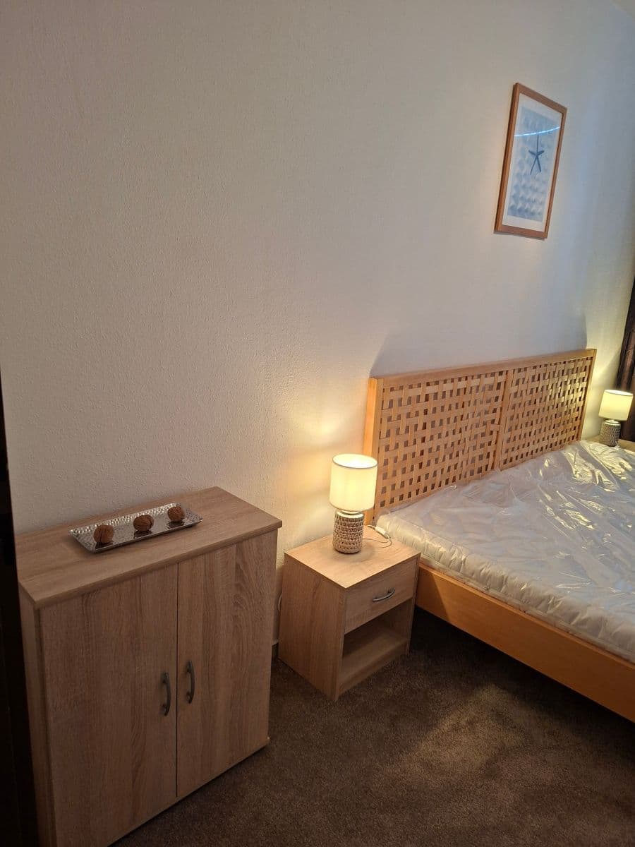 Pronájem bytu 2+kk 46 m², Donovalská, Praha, Praha Pronájem bytu 2+kk 46 m², Donovalská, Praha, Praha
