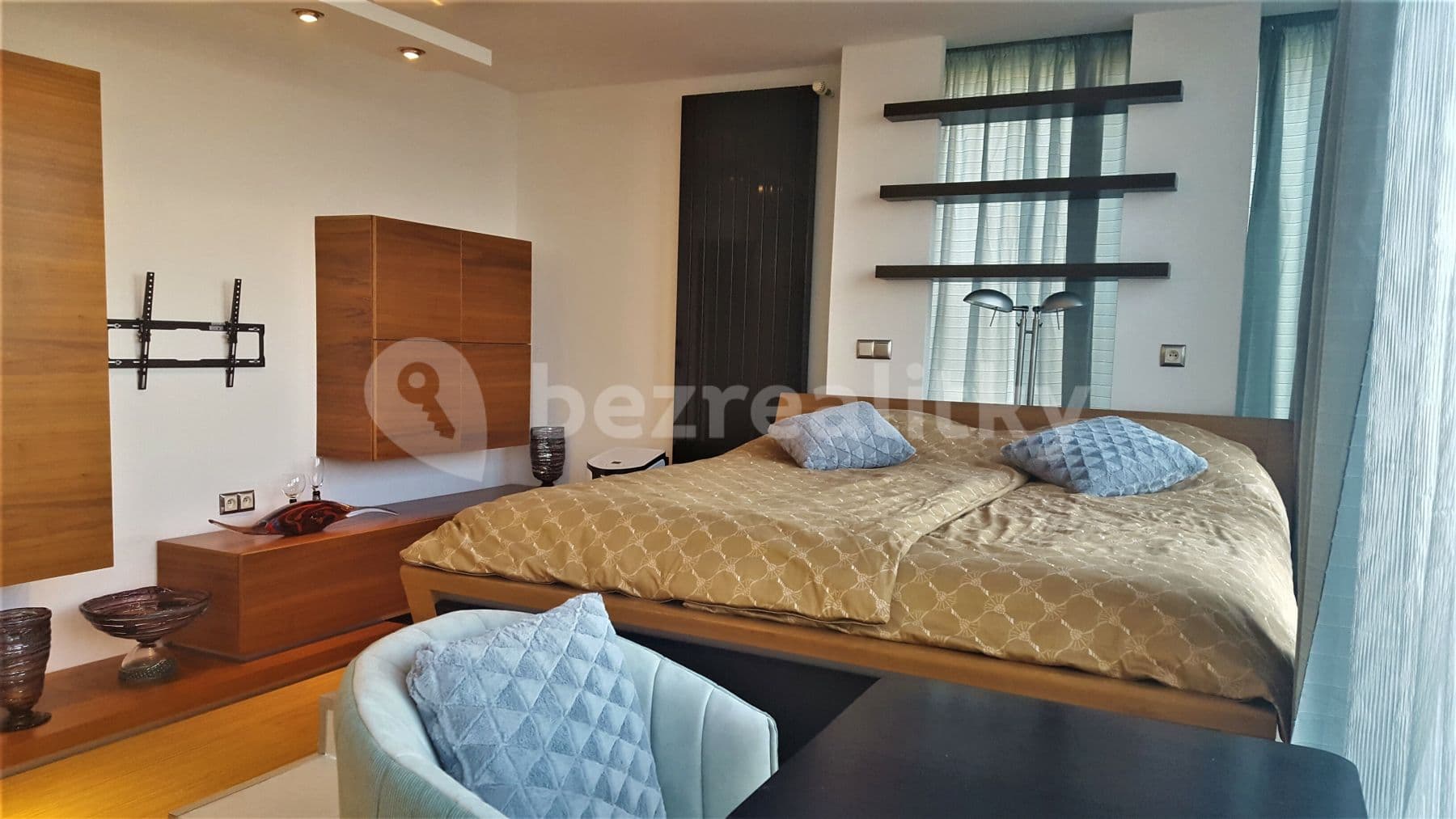 Pronájem bytu 3+kk 400 m², Merhautova, Brno, Jihomoravský kraj Pronájem bytu 3+kk 400 m², Merhautova, Brno, Jihomoravský kraj