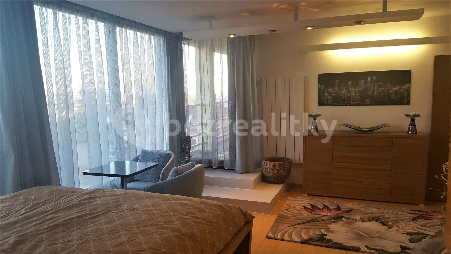 Pronájem bytu 3+kk 400 m², Merhautova, Brno, Jihomoravský kraj Pronájem bytu 3+kk 400 m², Merhautova, Brno, Jihomoravský kraj