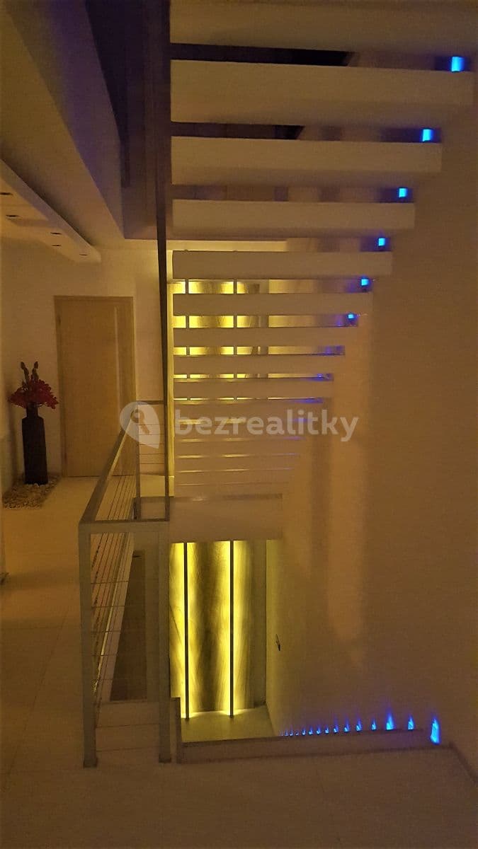 Pronájem bytu 3+kk 400 m², Merhautova, Brno, Jihomoravský kraj Pronájem bytu 3+kk 400 m², Merhautova, Brno, Jihomoravský kraj