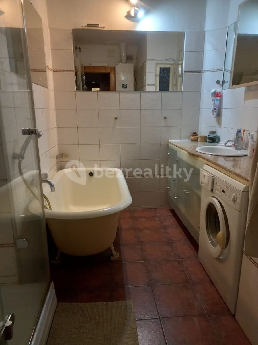 Pronájem bytu 1+1 53 m², V Zálomu, Praha, Praha Pronájem bytu 1+1 53 m², V Zálomu, Praha, Praha