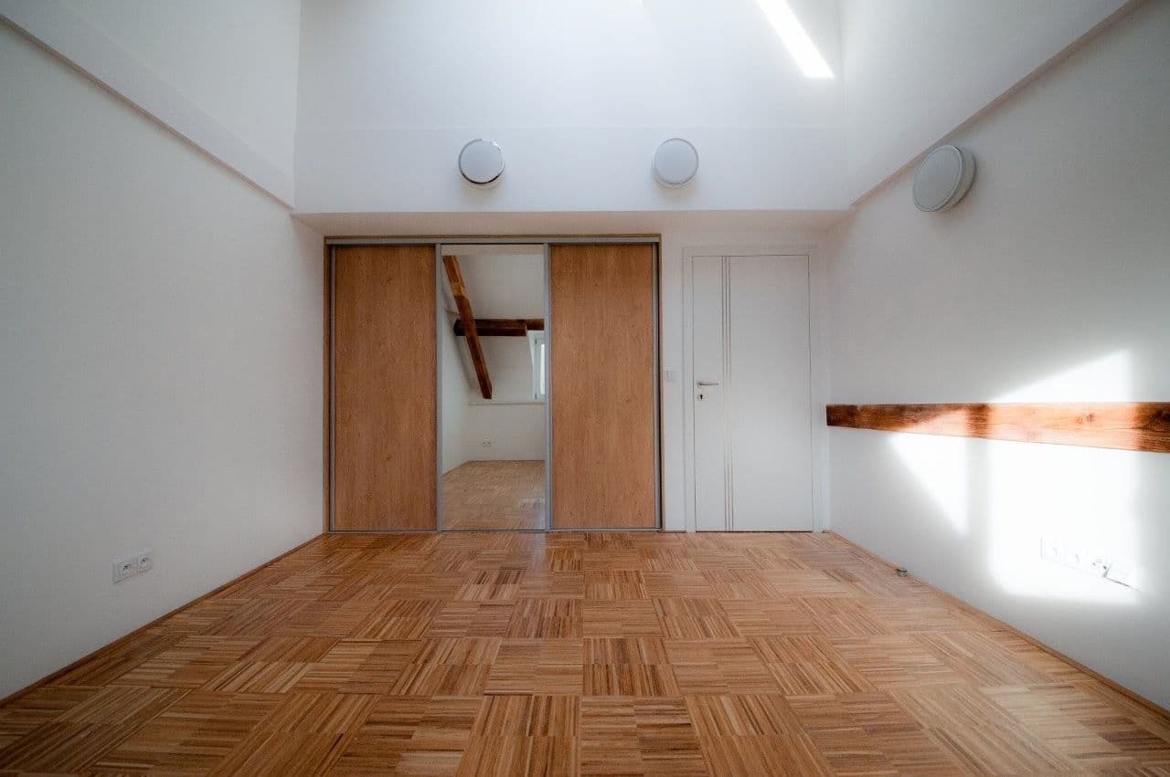 Pronájem bytu 5+kk 146 m², V Nových Vokovicích, Praha, Praha Pronájem bytu 5+kk 146 m², V Nových Vokovicích, Praha, Praha
