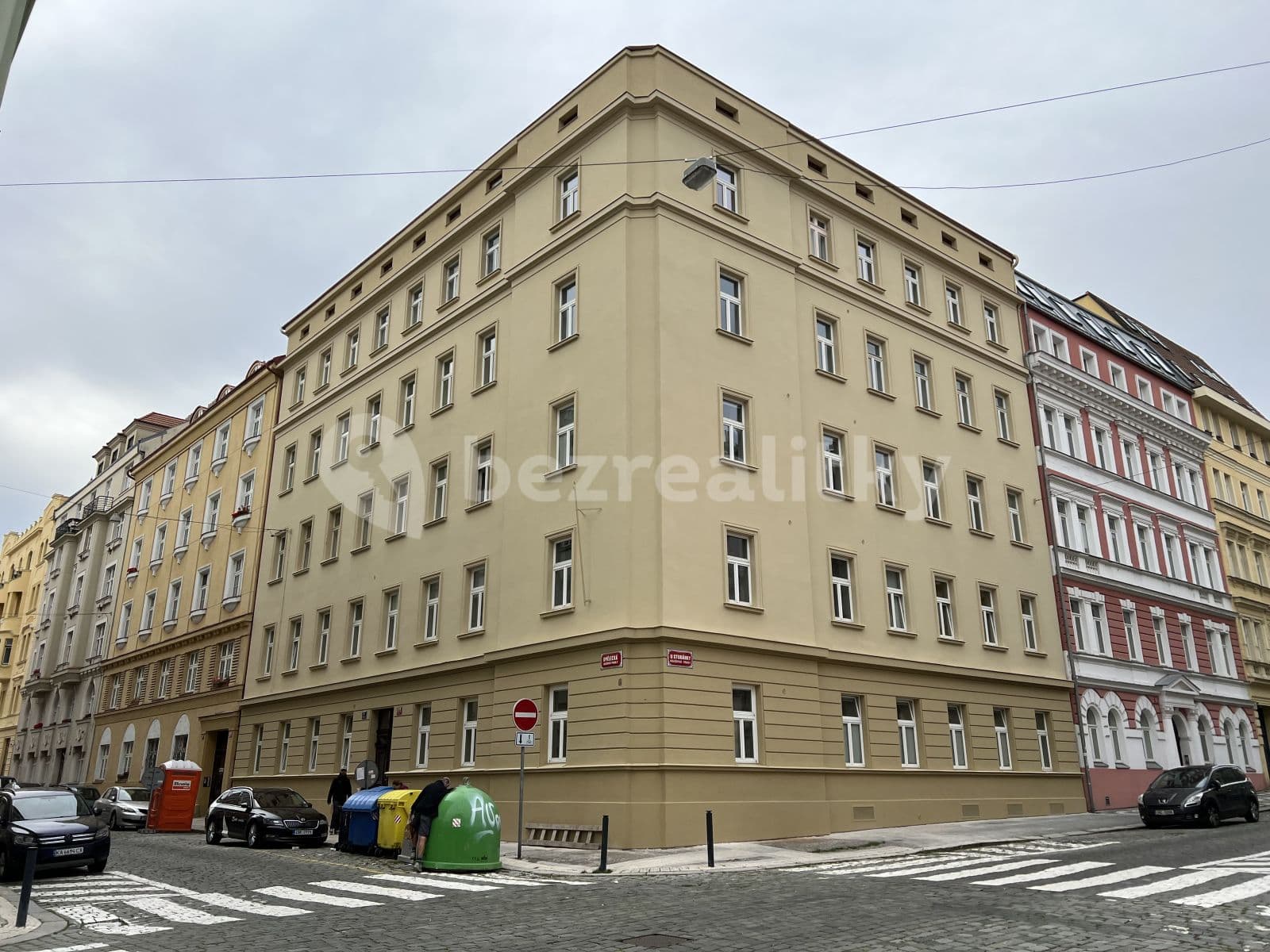 Pronájem bytu 1+1 40 m², Umělecká, Praha, Praha