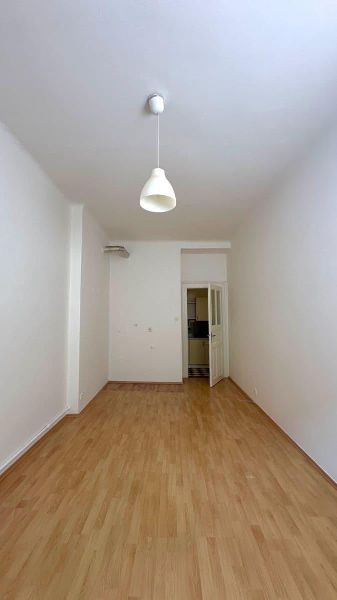 Pronájem bytu 2+kk 55 m², Velehradská, Praha, Praha Pronájem bytu 2+kk 55 m², Velehradská, Praha, Praha