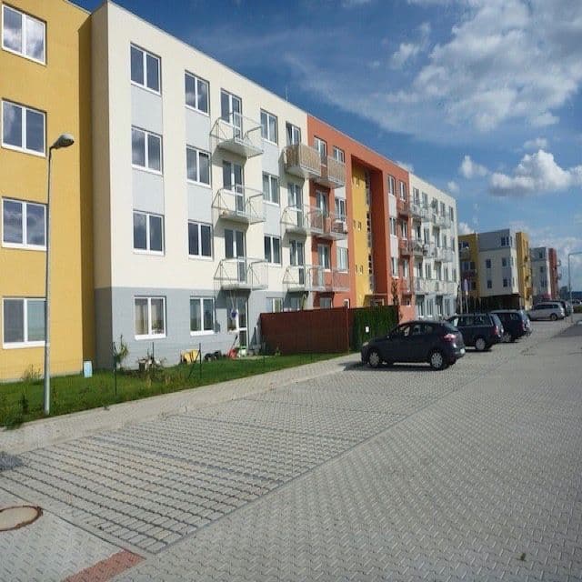 Pronájem bytu 2+kk 40 m², V Roháči I., Jesenice, Středočeský kraj Pronájem bytu 2+kk 40 m², V Roháči I., Jesenice, Středočeský kraj