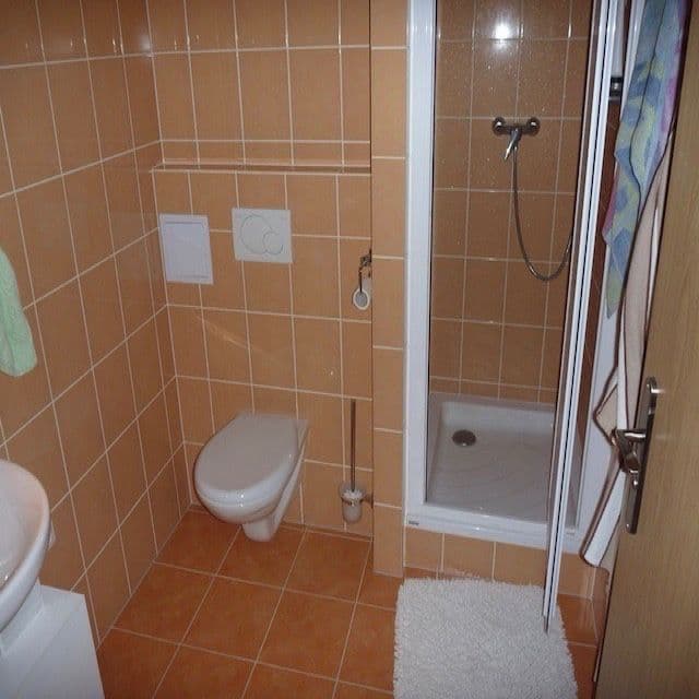 Pronájem bytu 2+kk 40 m², V Roháči I., Jesenice, Středočeský kraj Pronájem bytu 2+kk 40 m², V Roháči I., Jesenice, Středočeský kraj