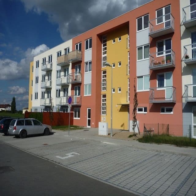 Pronájem bytu 2+kk 40 m², V Roháči I., Jesenice, Středočeský kraj Pronájem bytu 2+kk 40 m², V Roháči I., Jesenice, Středočeský kraj