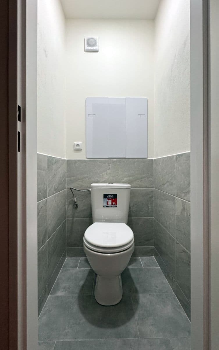 Pronájem bytu Garsoniéra 28 m², Francouzská, Ostrava, Moravskoslezský kraj Pronájem bytu Garsoniéra 28 m², Francouzská, Ostrava, Moravskoslezský kraj