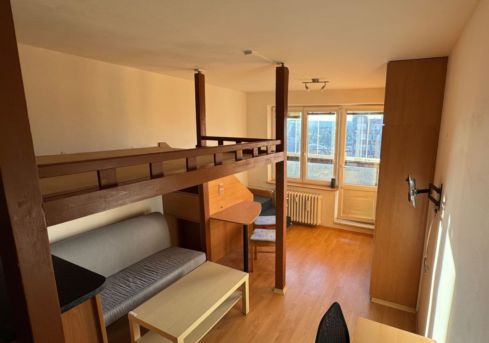 Pronájem bytu Garsoniéra 28 m², Francouzská, Ostrava, Moravskoslezský kraj Pronájem bytu Garsoniéra 28 m², Francouzská, Ostrava, Moravskoslezský kraj