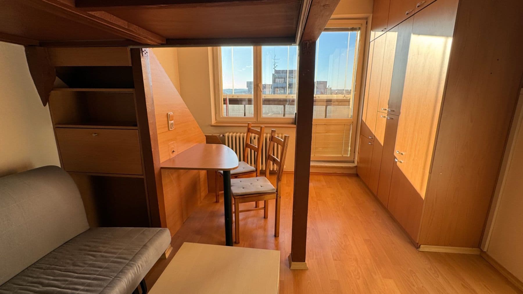 Pronájem bytu Garsoniéra 28 m², Francouzská, Ostrava, Moravskoslezský kraj Pronájem bytu Garsoniéra 28 m², Francouzská, Ostrava, Moravskoslezský kraj