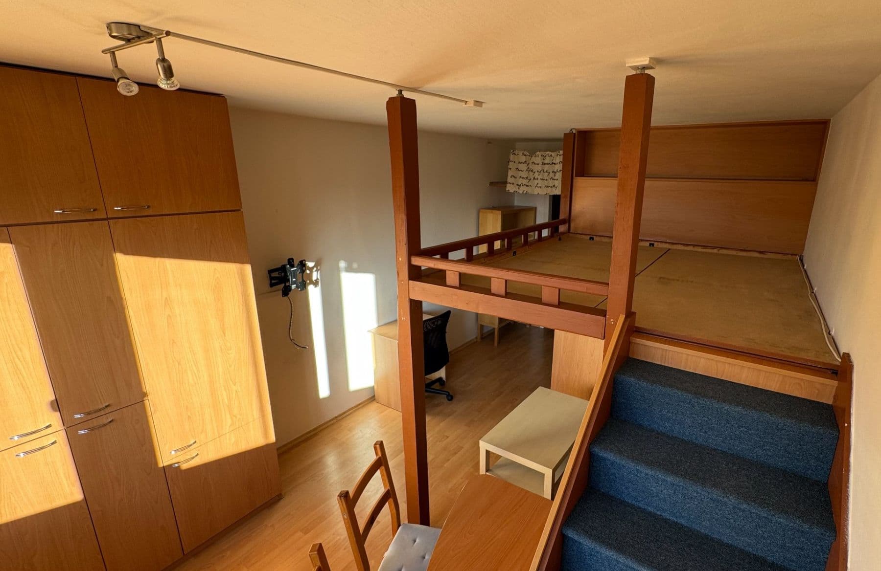 Pronájem bytu Garsoniéra 28 m², Francouzská, Ostrava, Moravskoslezský kraj Pronájem bytu Garsoniéra 28 m², Francouzská, Ostrava, Moravskoslezský kraj