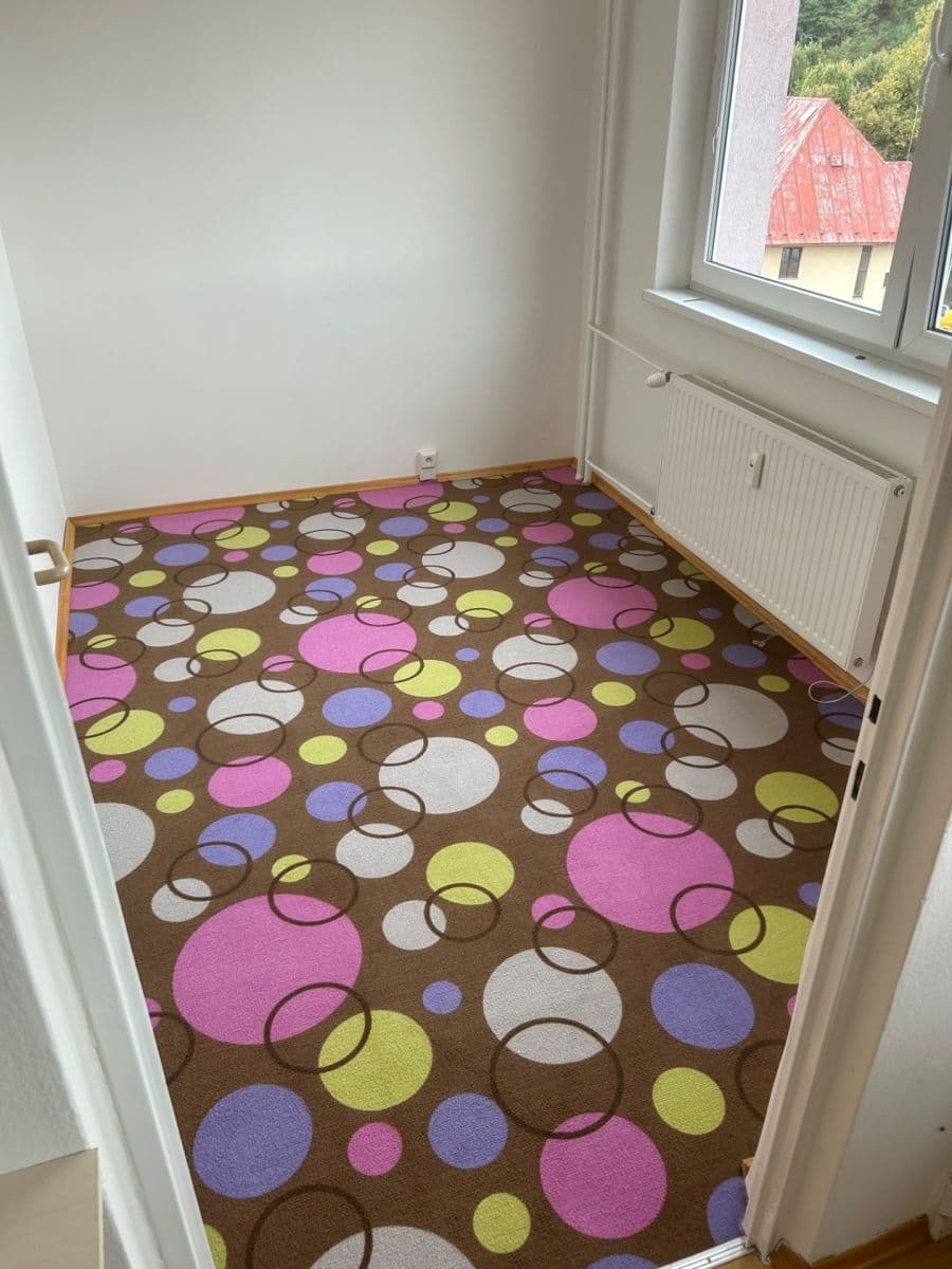 Pronájem bytu 3+1 62 m², Na Loučkách, Kuřim, Jihomoravský kraj Pronájem bytu 3+1 62 m², Na Loučkách, Kuřim, Jihomoravský kraj