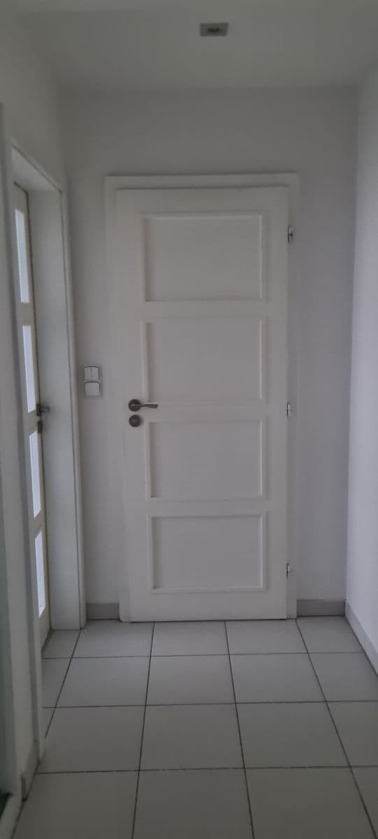 Pronájem bytu 2+kk 47 m², Jeseniova, Praha, Praha Pronájem bytu 2+kk 47 m², Jeseniova, Praha, Praha